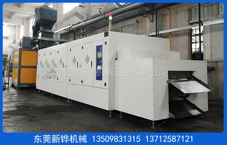 1732267460612946.jpg 电芯热解碳化炉8.jpg