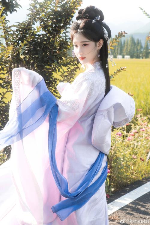 2025新奥历史开奖结果和陈意涵医美后脸歪了与陈意涵医美后脸歪了是真的吗
